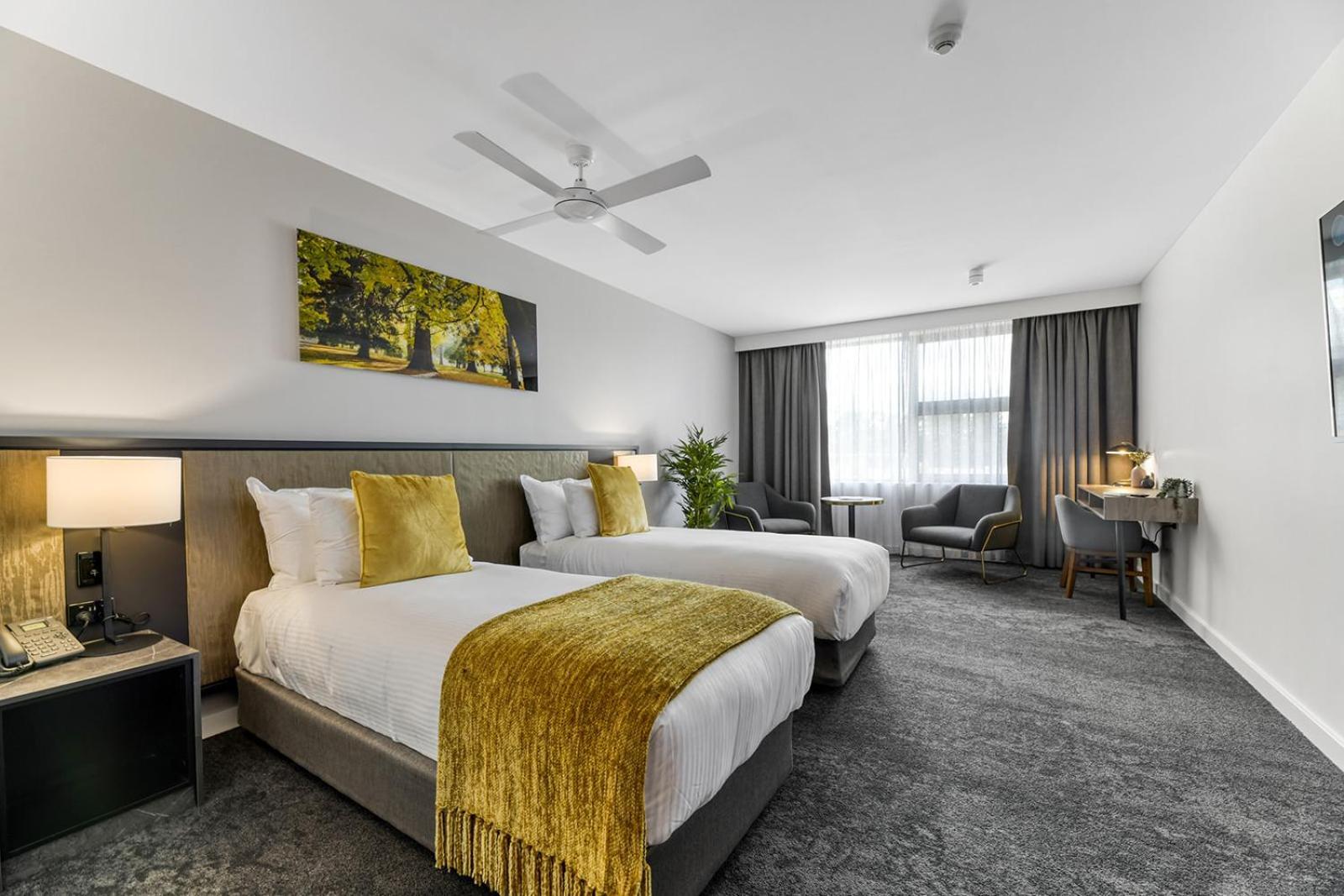 The Remington Orange Hotel Екстериор снимка